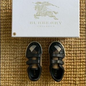 Burberry shoes